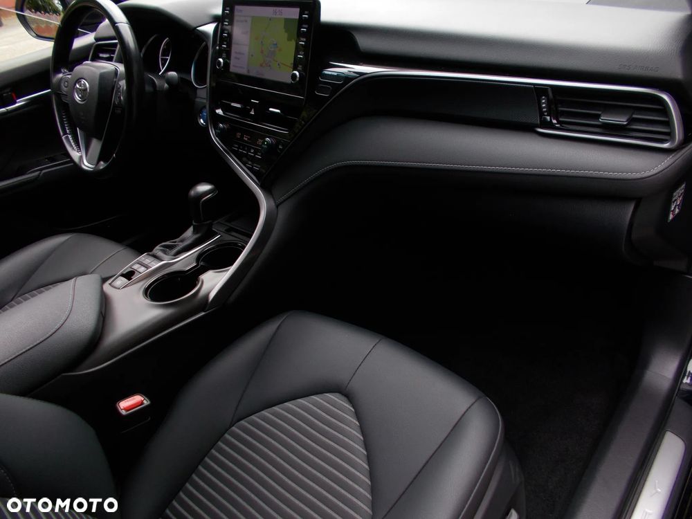 Toyota Camry 2.5 Hybrid Prestige CVT - 11