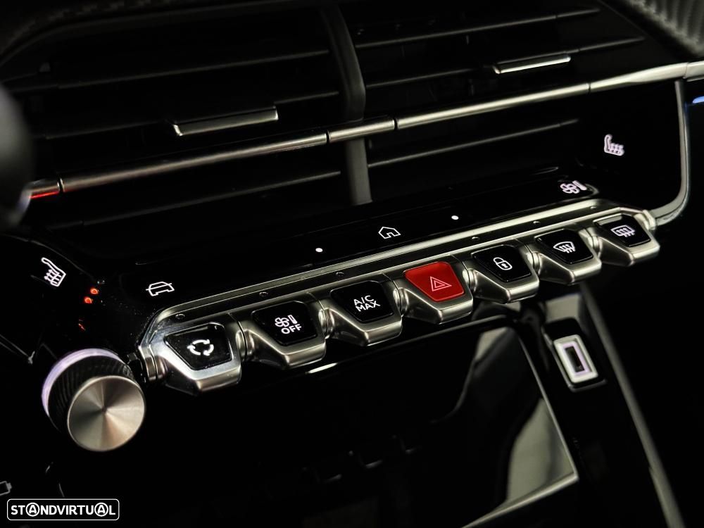 Peugeot e-2008 54 kWh GT - 37