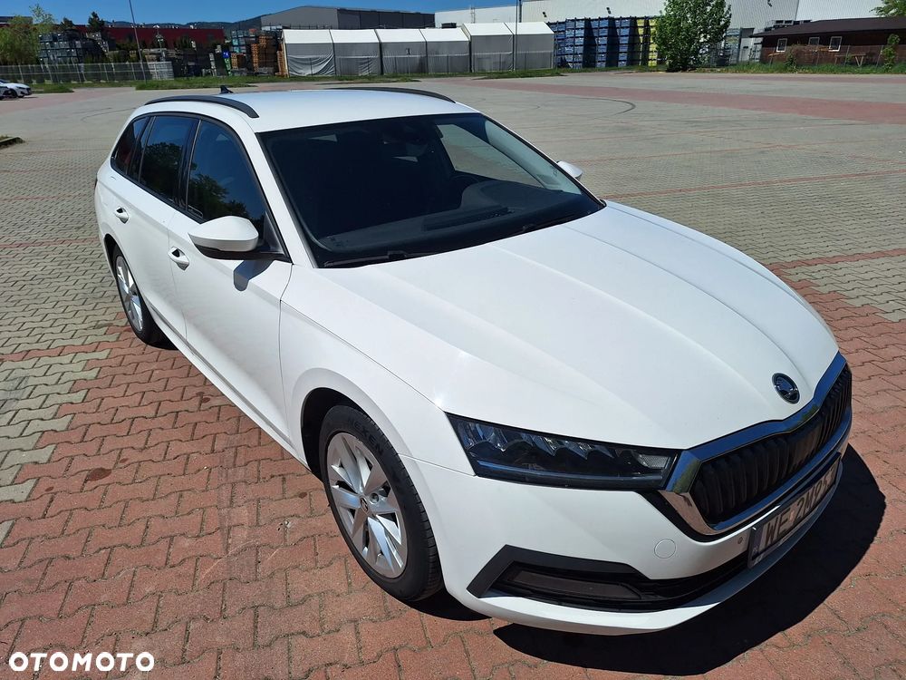 Skoda Octavia 2.0 TDI SCR Style DSG - 10