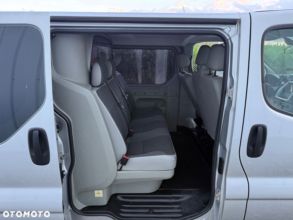 Opel Vivaro - 23
