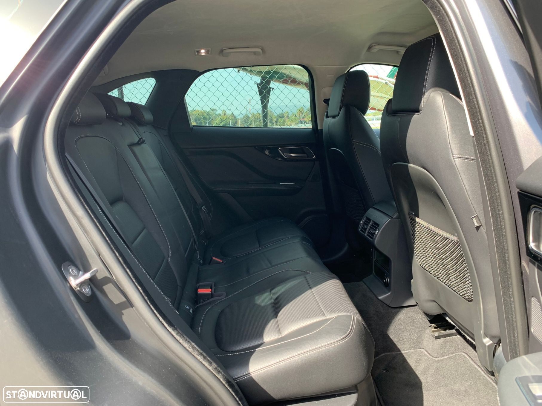 Jaguar F-Pace 2.0 i4D R-Sport Aut. - 23