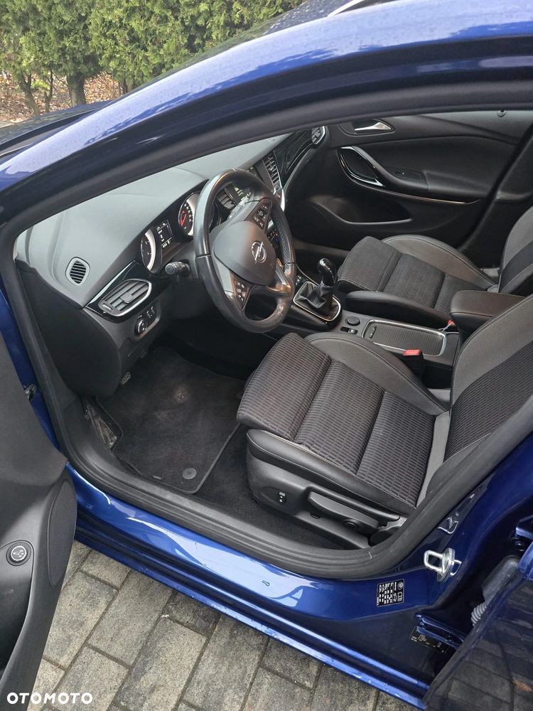 Opel Astra - 9