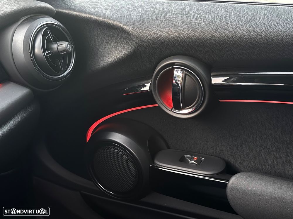 MINI 3 Portas Cooper SE S - 22