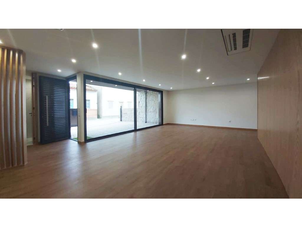 Moradia T3 nova junto ao mar - Grande imagem: 5/11