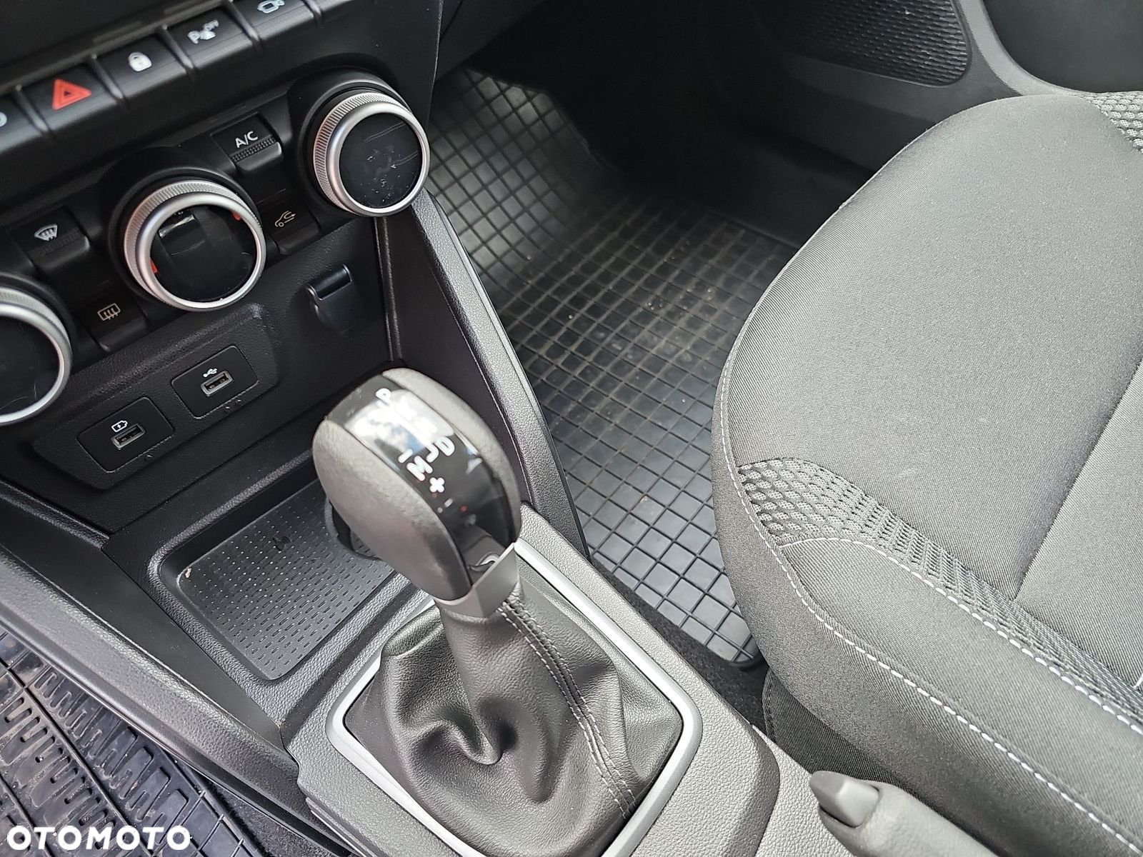 Dacia Duster 1.3 TCe Journey EDC - 17