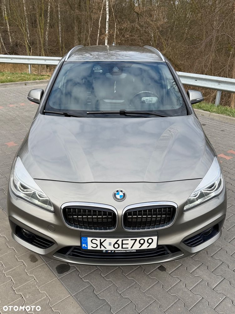 BMW Seria 2 218d xDrive Sport Line sport - 6