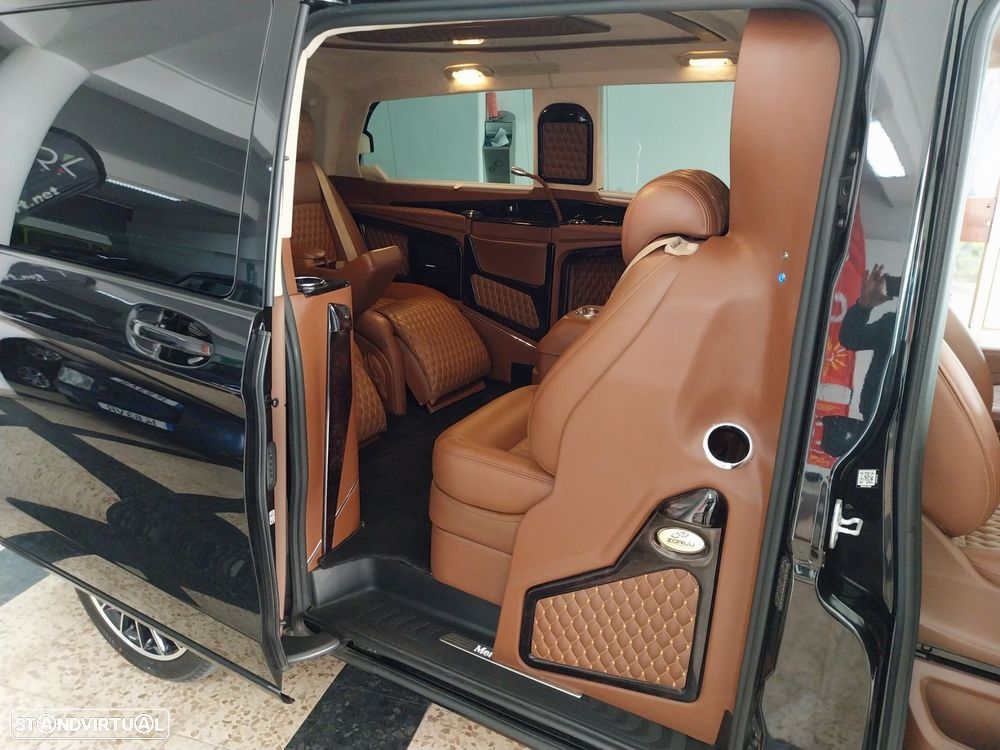 Mercedes-Benz V 250 - 8