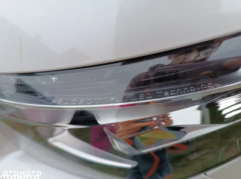 Peugeot 5008 2.0 BlueHDI GT S&S EAT8 - 3