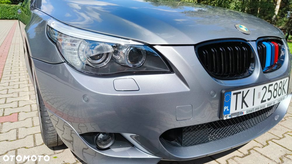 BMW Seria 5 525d - 17