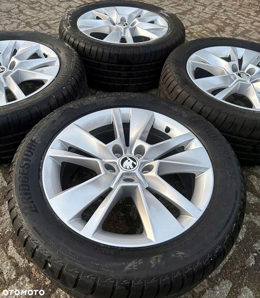 KOŁA ALU FELGI SKODA KAROQ 5X112 215 55 17 BRIDGESTONE 215 55 17 JAK NOWE Letnie - 3