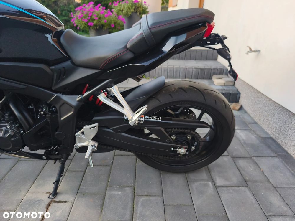 Honda CBR - 16