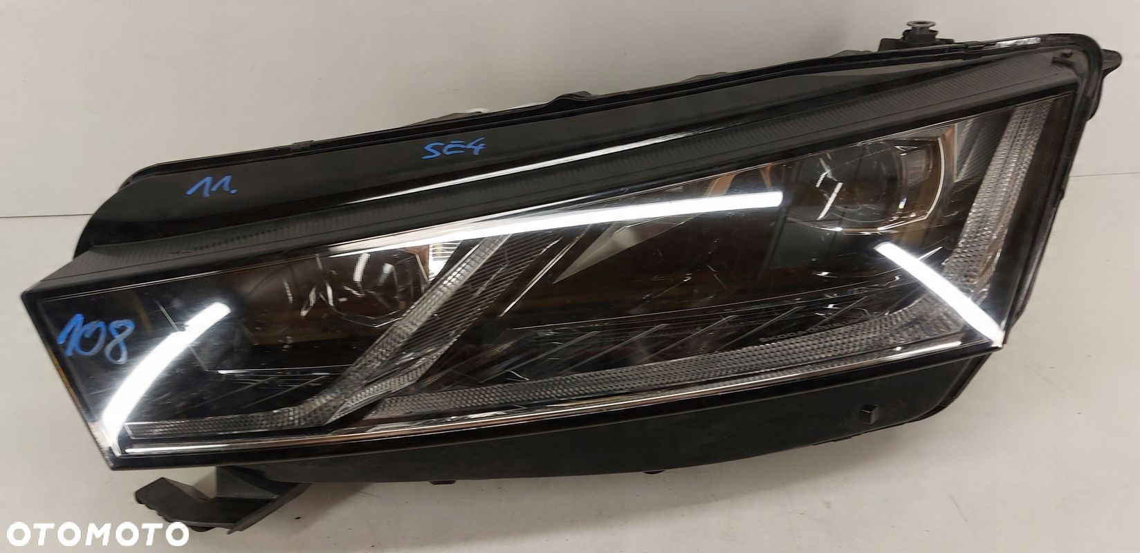 Skoda Octavia 4 5E4 20- lampa lewa przednia przód - 1
