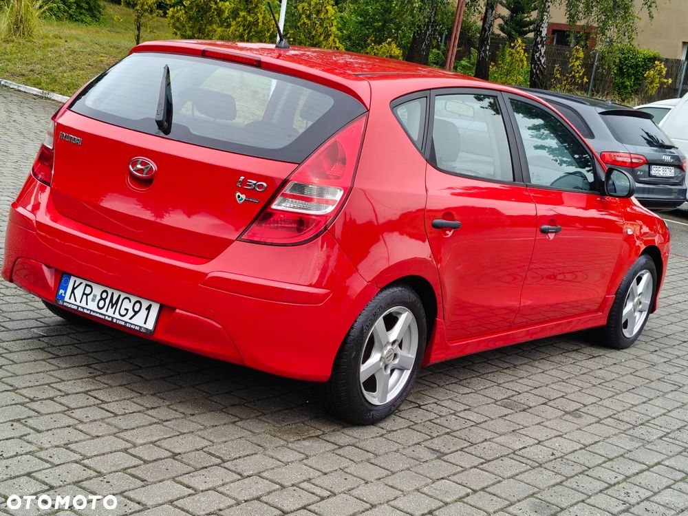 Hyundai i30 1.4 Blue Comfort - 11