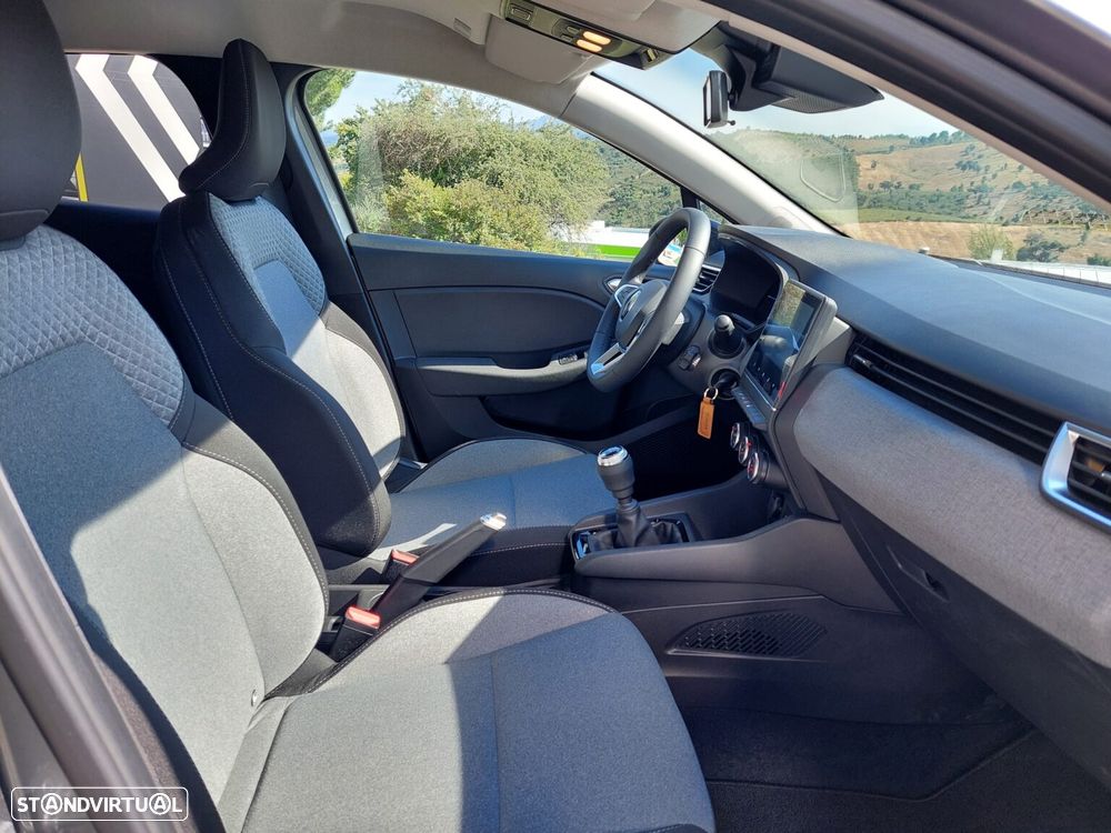 Renault Clio 1.0 TCe Evolution Bi-Fuel - 11