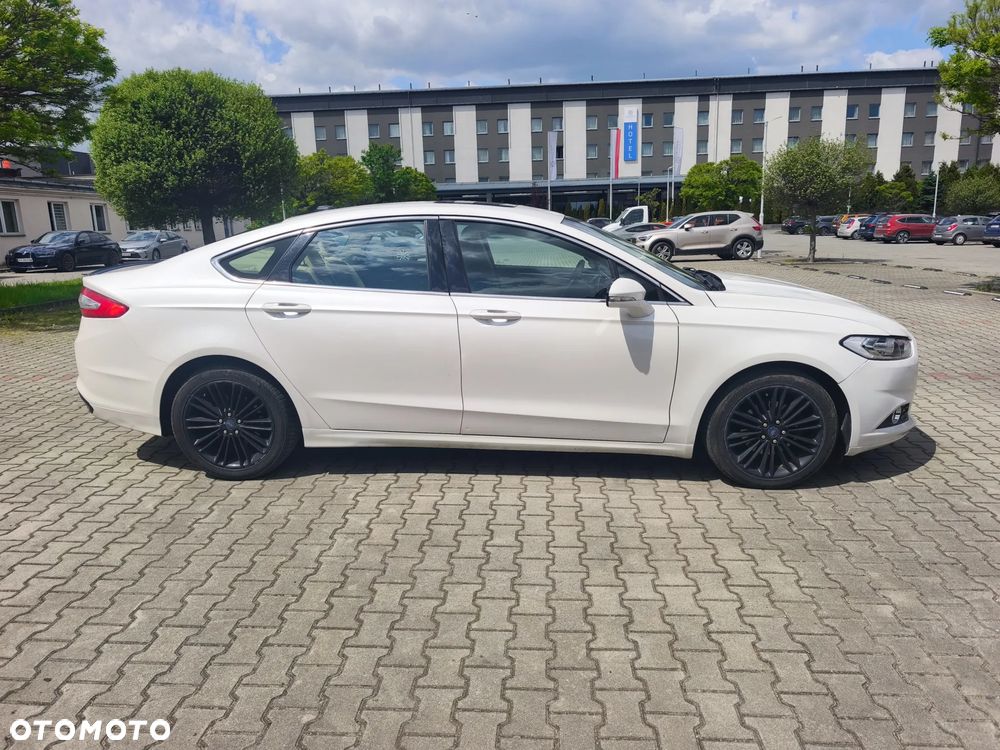 Ford Fusion - 6
