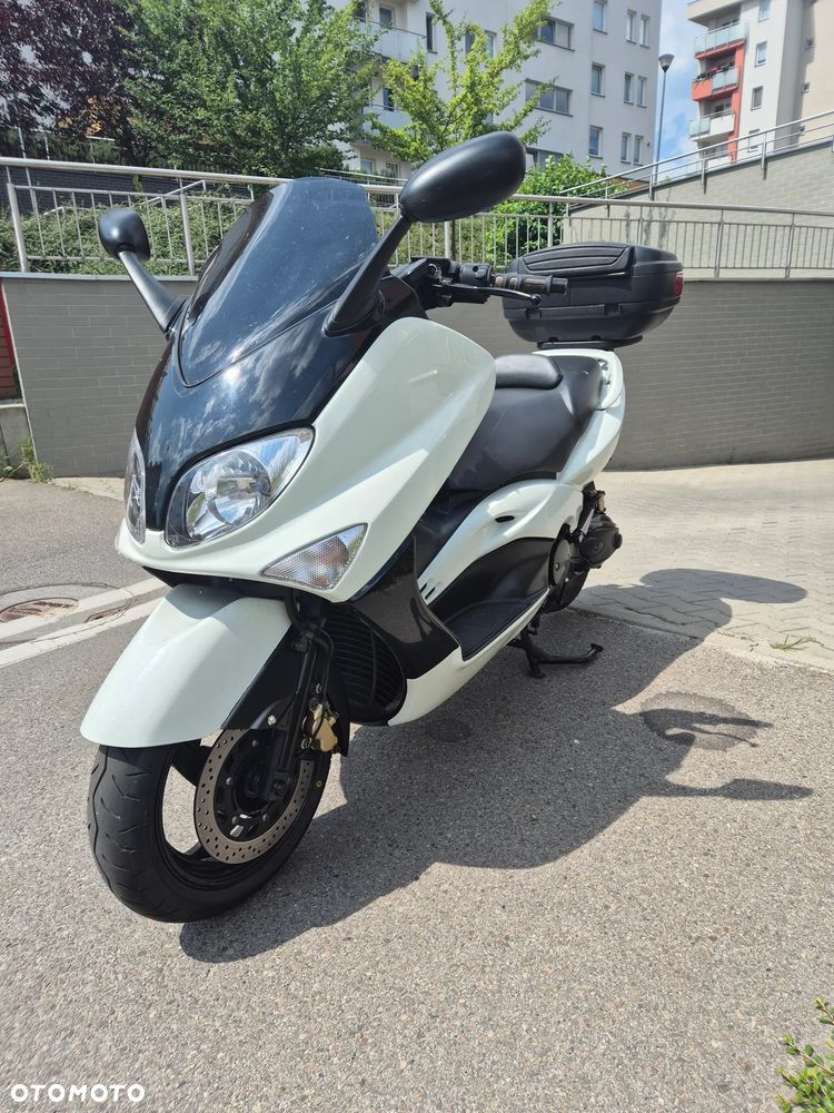 Yamaha Tmax - 1