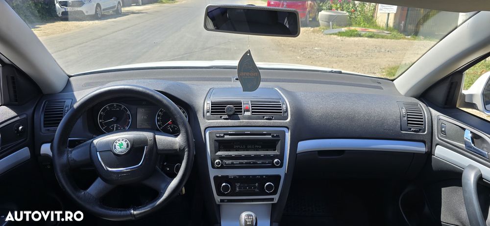 Skoda Octavia 1.6 MPI Classic - 6