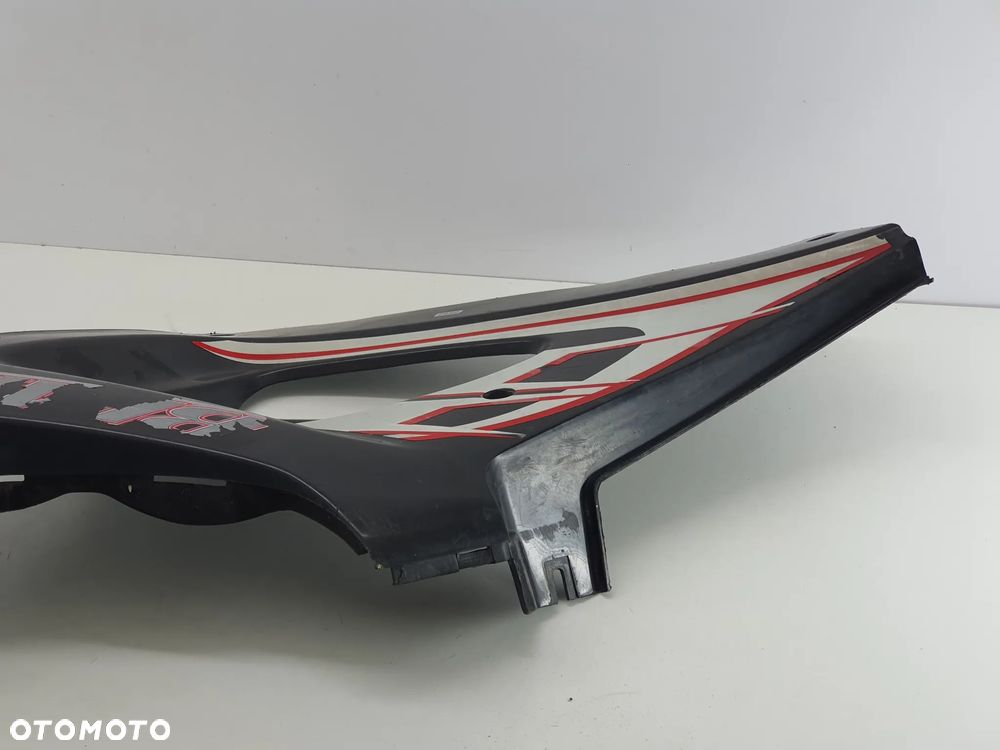 BOCZEK PRAWY OSLONA TGB BLADE 250 - 6
