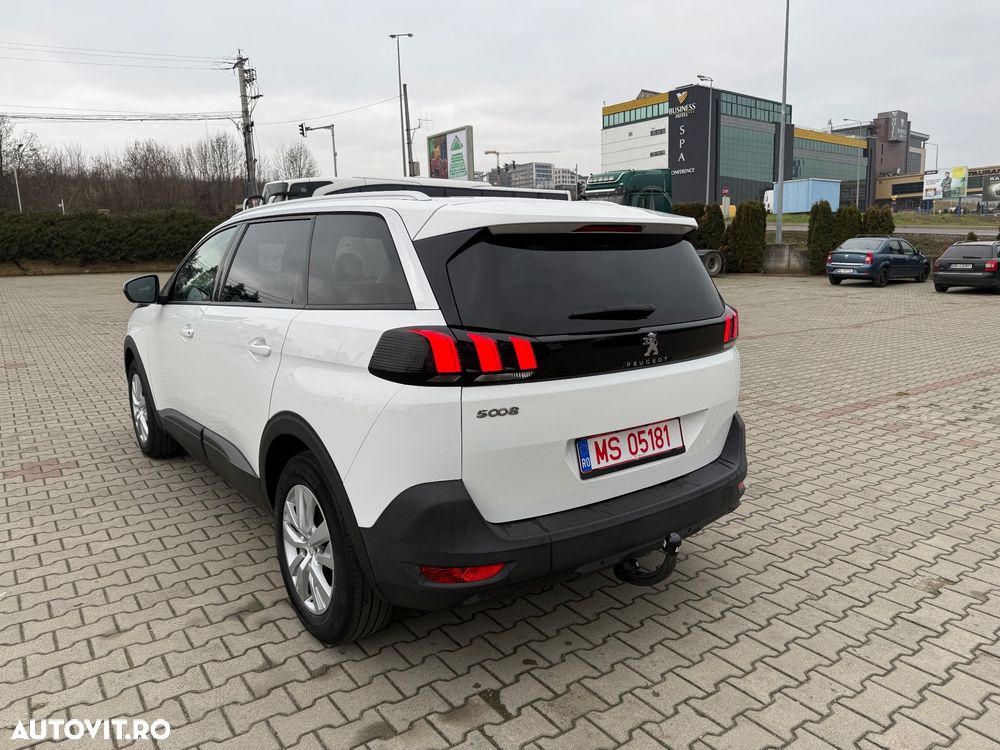 Peugeot 5008 PureTech 130 EAT8 Stop & Start Allure Business-Paket - 12