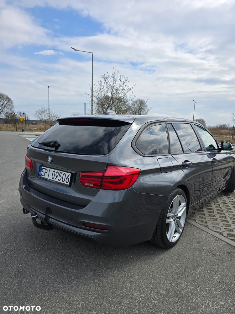 BMW Seria 3 320d Edition Luxury Line Purity - 8