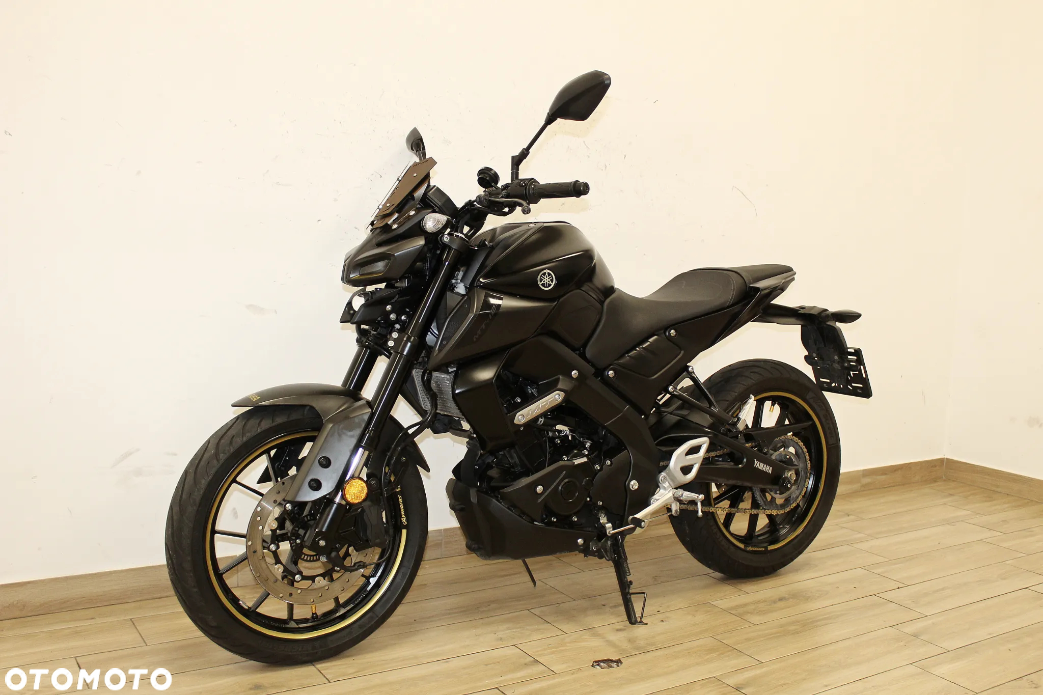 Yamaha MT - 5