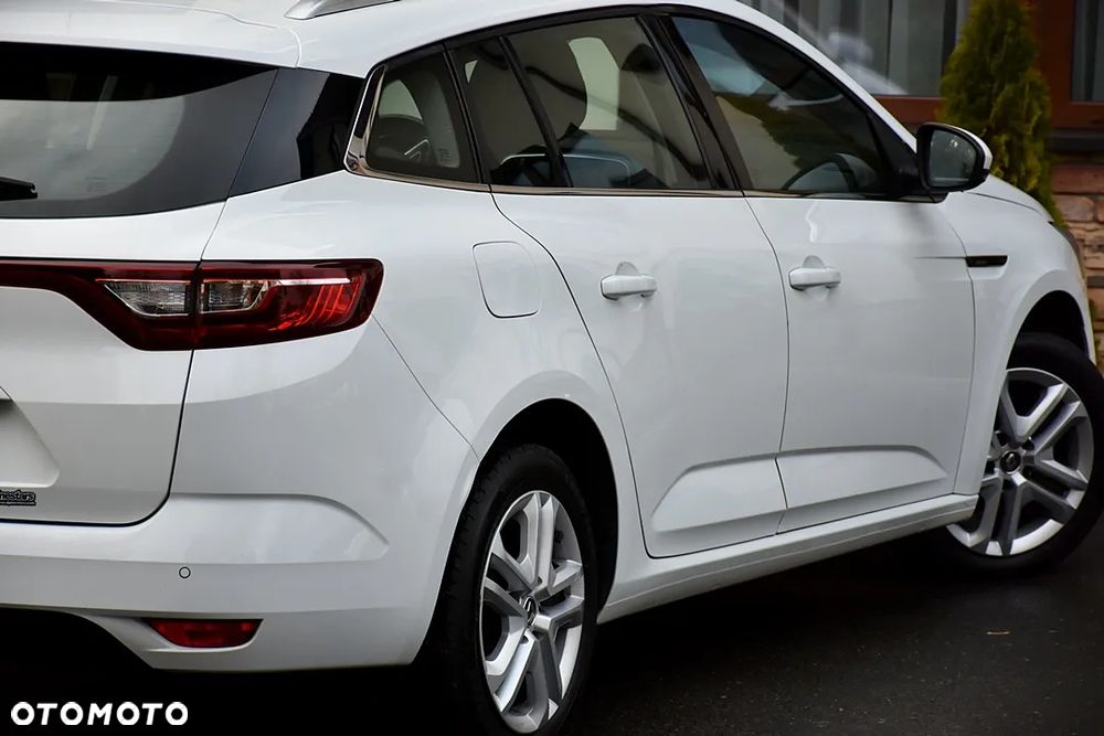 Renault Megane 1.5 dCi Limited - 11