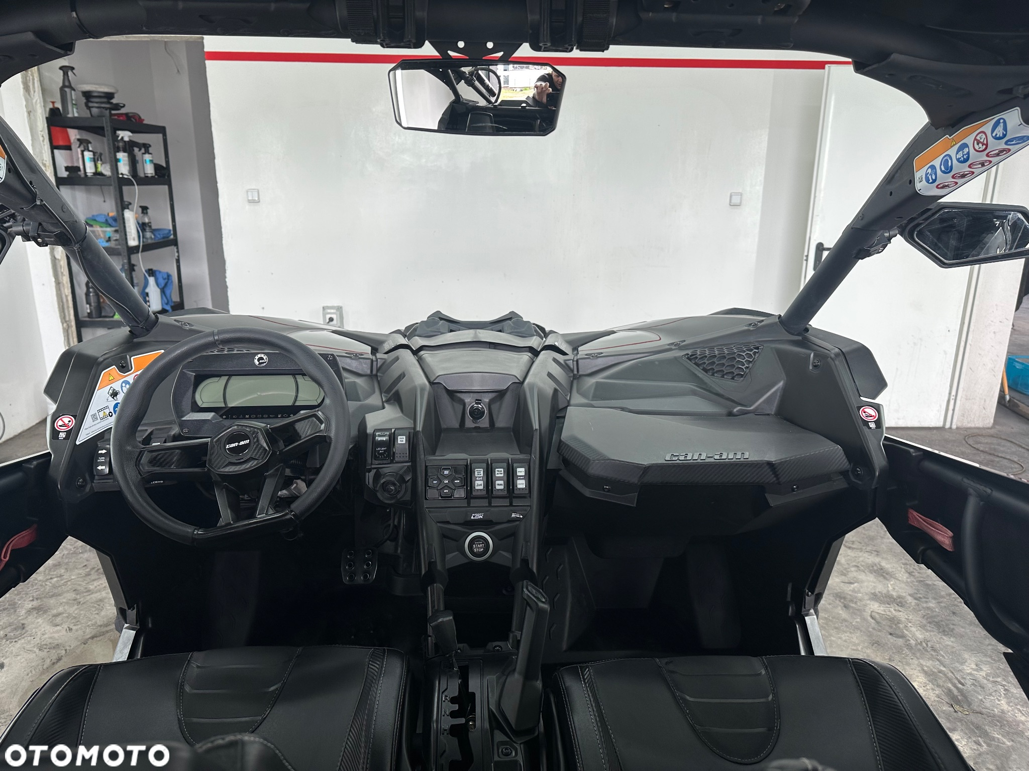 Can-Am Maverick - 23