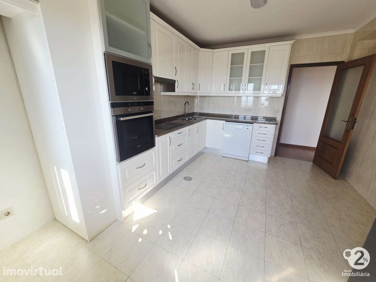 Apartamento T3 com terraço em Santo Ovídeo - Grande imagem: 2/21