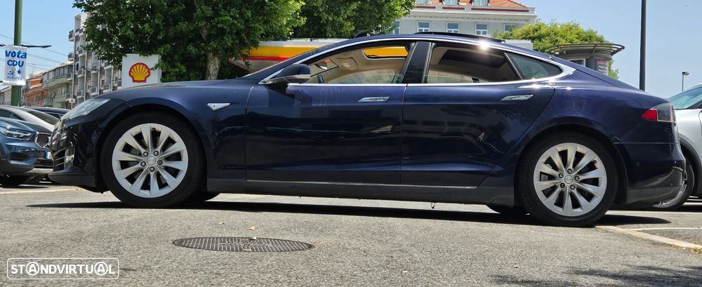 Tesla Model S 85 - 4