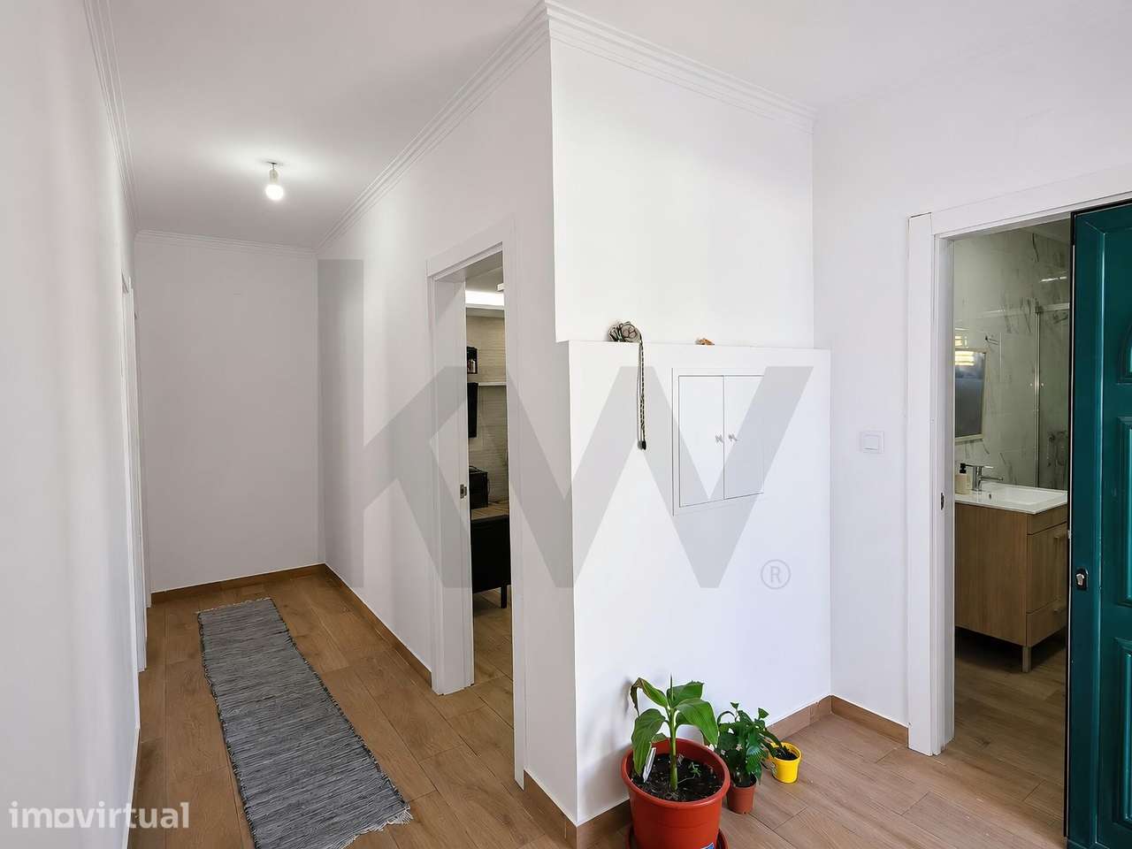 T3 com 2 Suites | Totalmente Remodelado | Amplo Logradouro de 109 m2 — - Grande imagem: 5/23