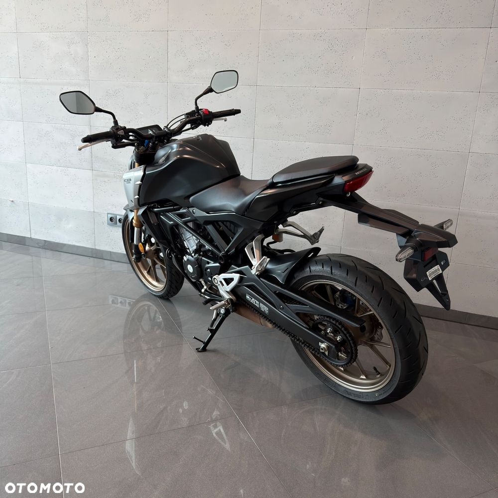 Honda CB - 9