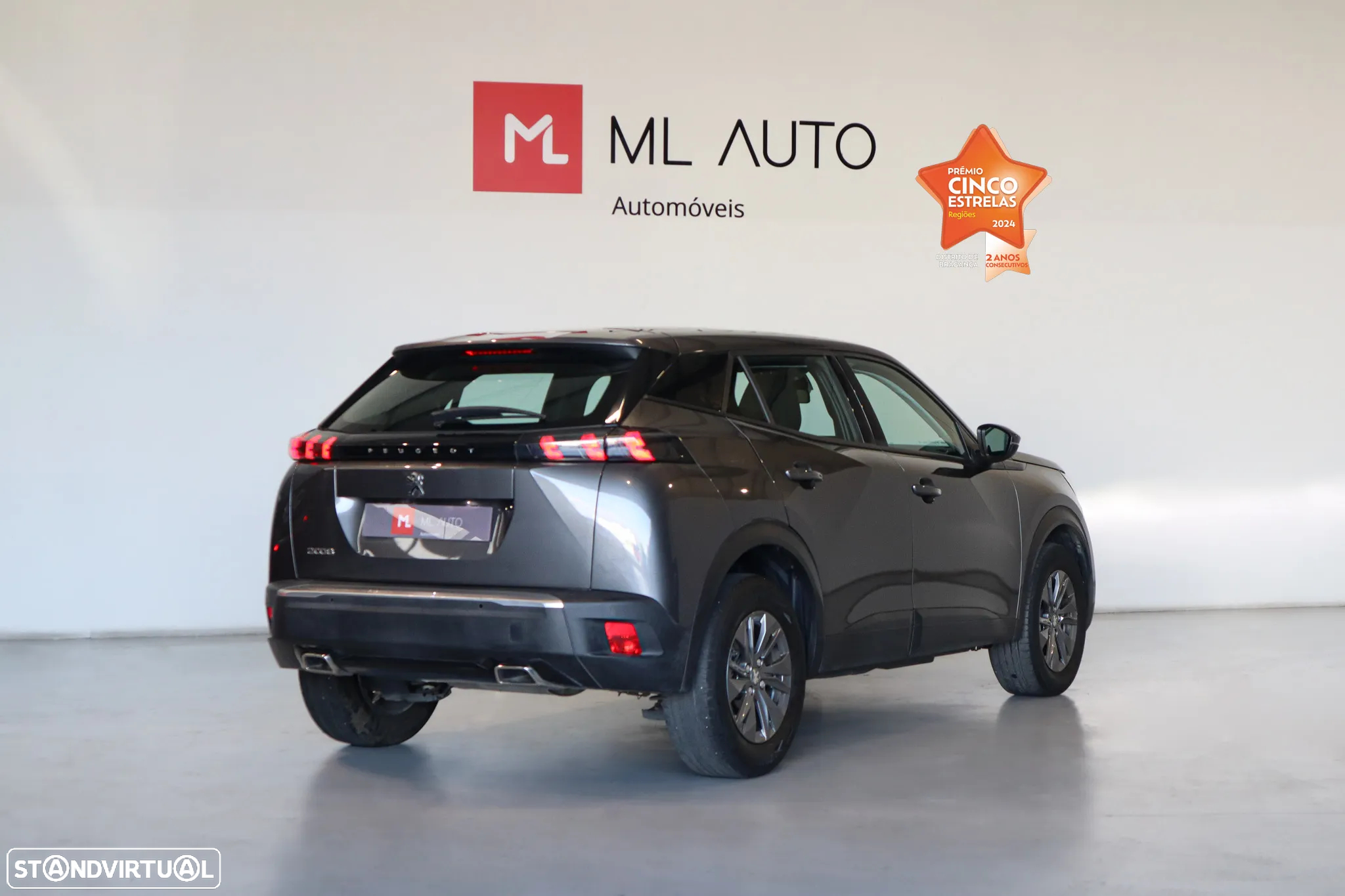 Peugeot 2008 1.2 PureTech Active Pack - 2