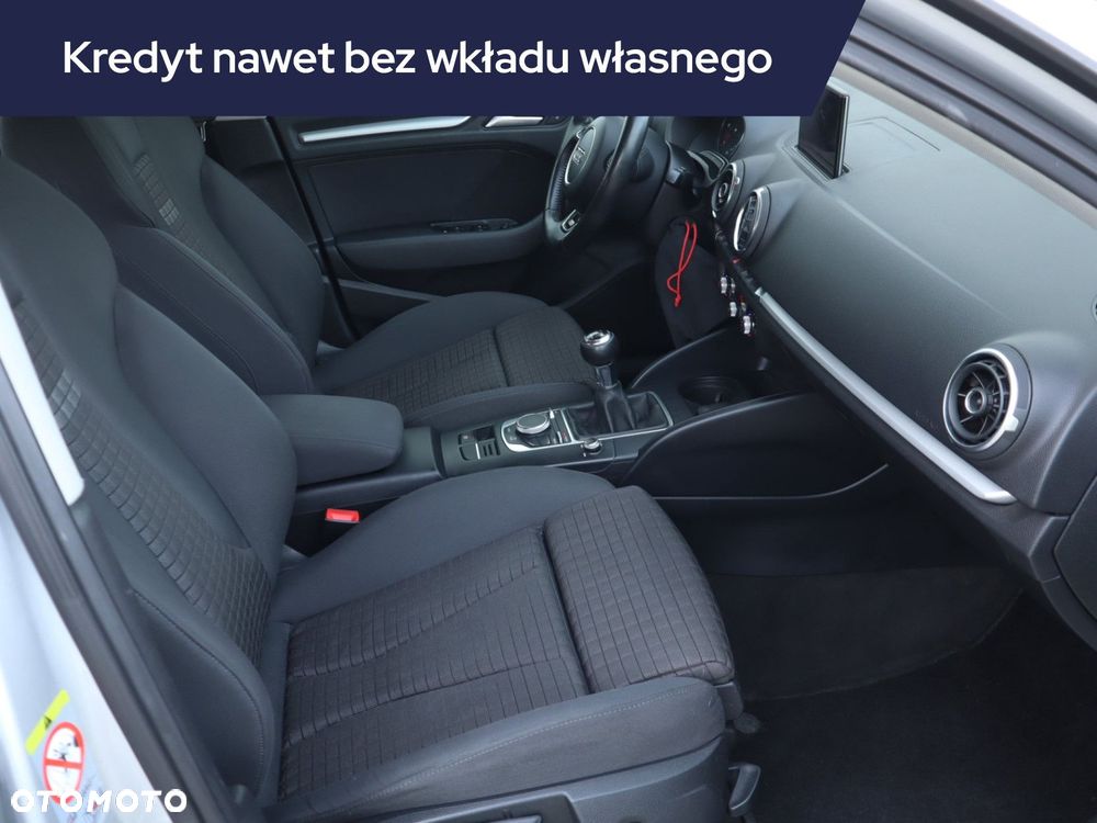 Audi A3 Sportback - 11