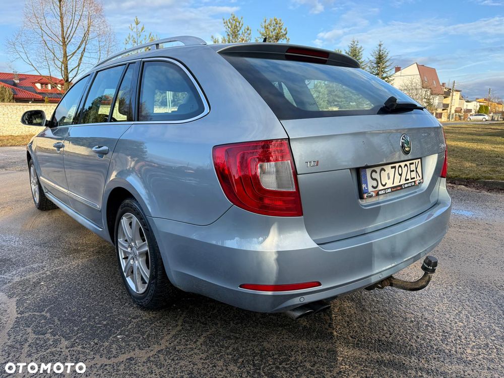 Skoda Superb 2.0 TDI Platinum - 4