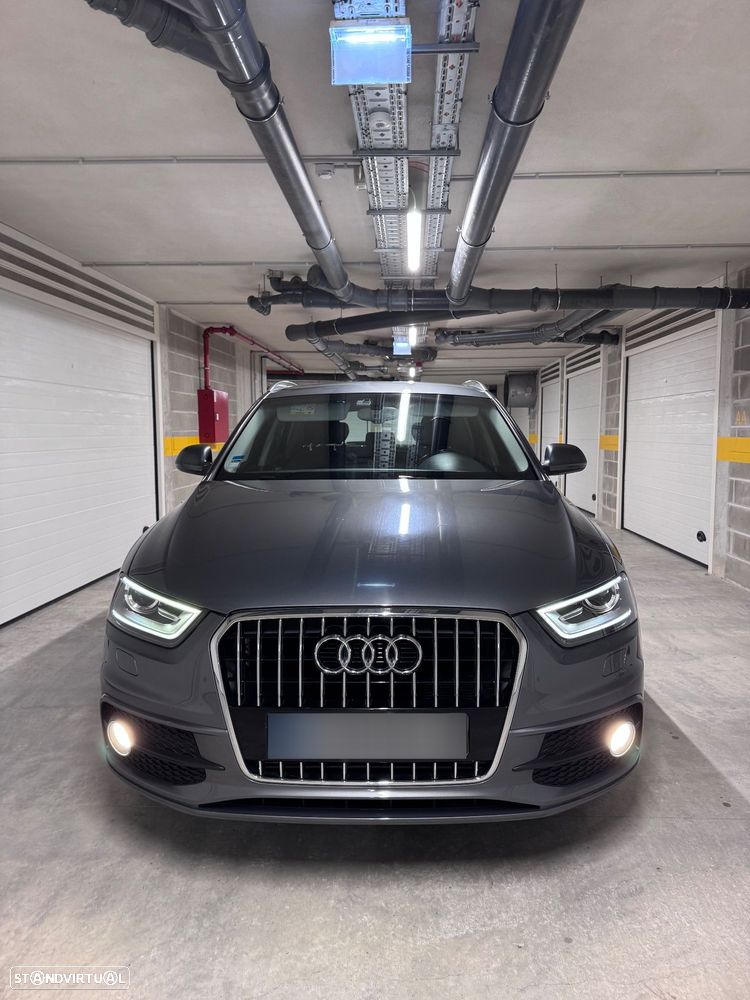 Audi Q3 2.0 TDI S-line - 2