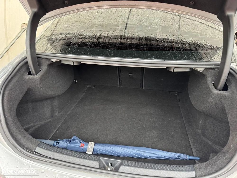 Mercedes-Benz A 180 Limousine d 7G-DCT Progressive - 27