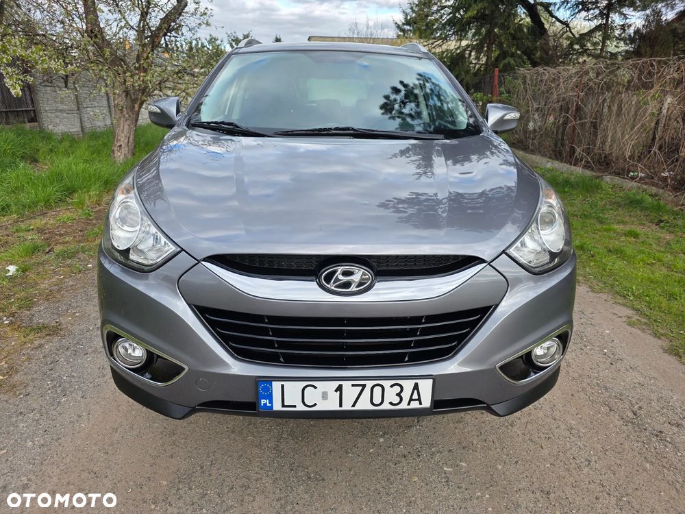 Hyundai ix35 1.7 CRDi 2WD blue Finale Gold - 16