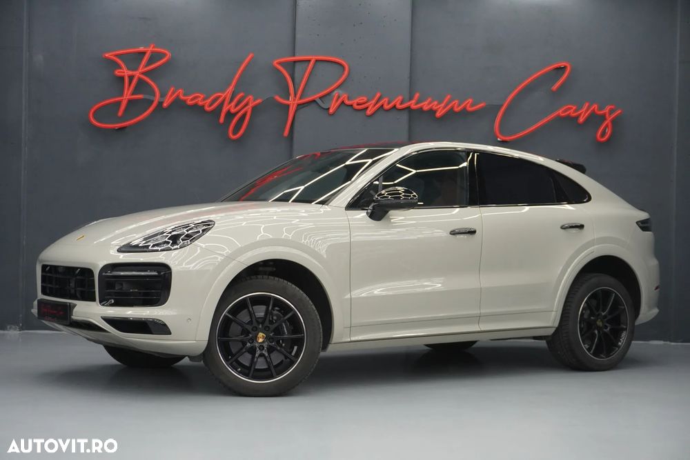 Porsche Cayenne Coupe GTS Tiptronic S - 2