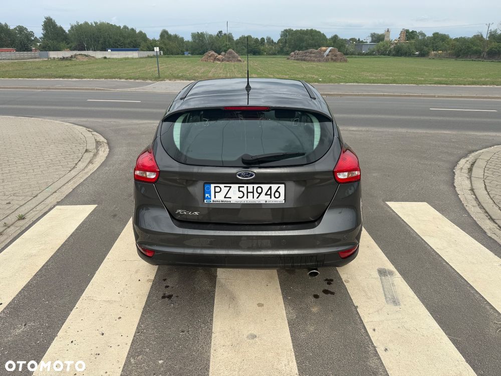 Ford Focus 2.0 TDCi Titanium ASS - 3