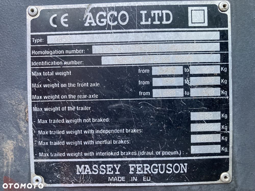 Massey Ferguson MF 2415 - 12