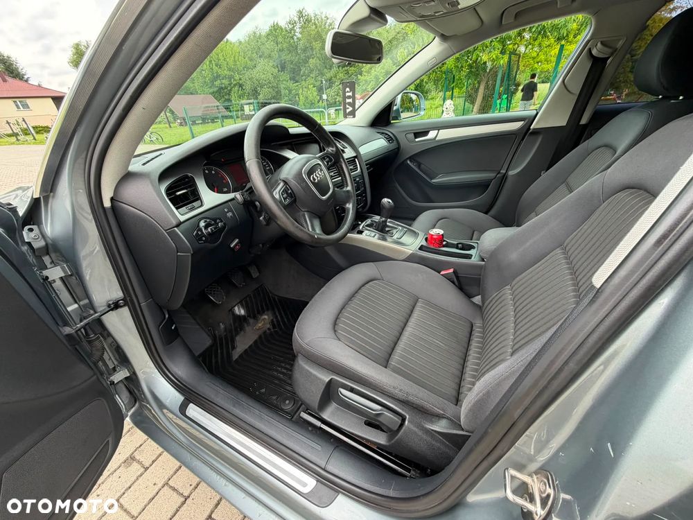 Audi A4 Limousine 2.0 TFSI Limited Edition - 10