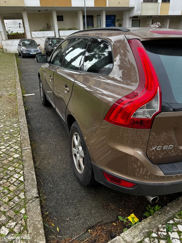 Volvo XC 60 2.0 D3 Geartronic - 8