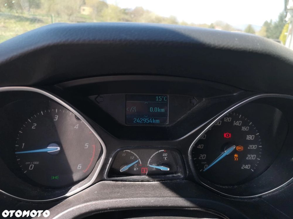 Ford Focus 1.6 TDCi DPF Ambiente - 29