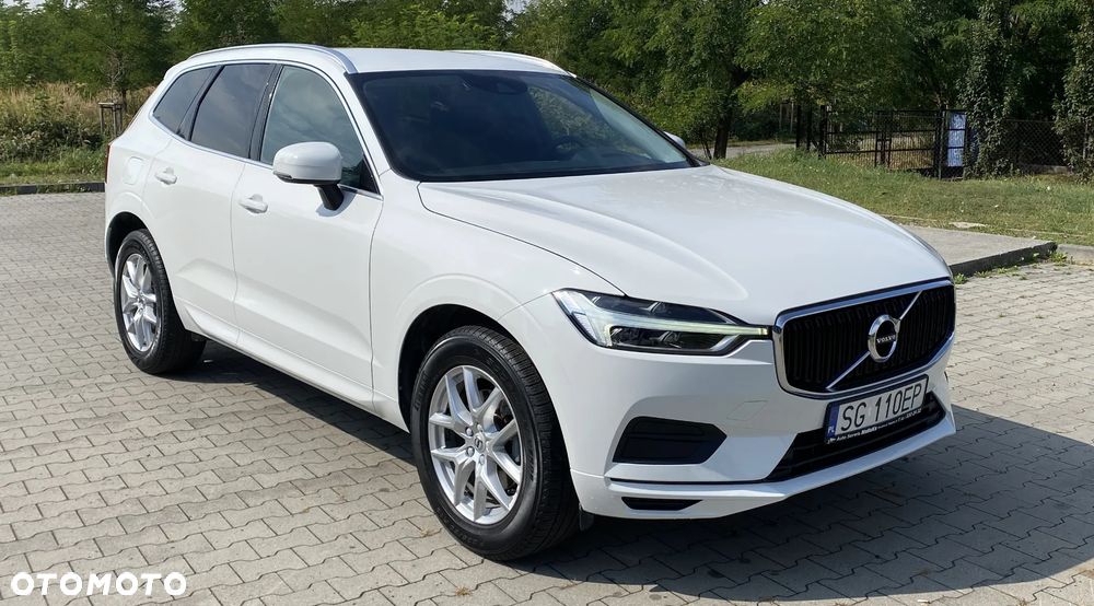 Volvo XC 60 D4 Momentum - 1