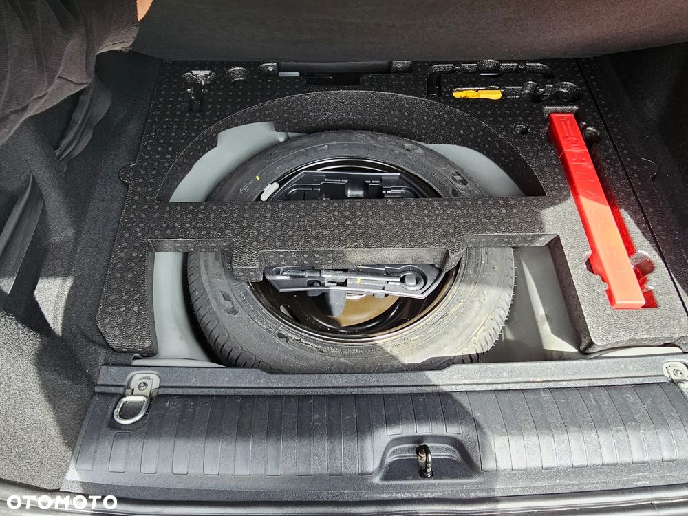 Peugeot 2008 PureTech 82 Style - 14