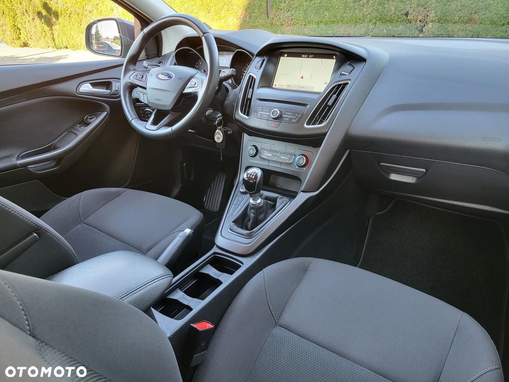 Ford Focus - 7