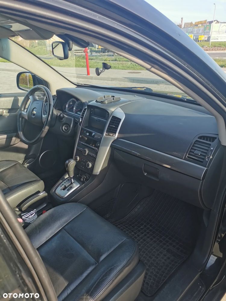 Chevrolet Captiva 2.0 d LT high - 3