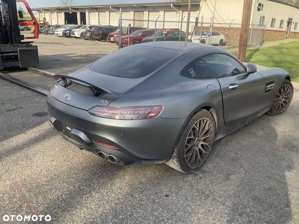 Mercedes-Benz AMG GT - 4