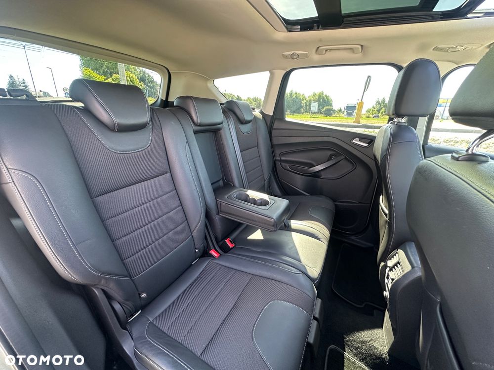 Ford Kuga - 18
