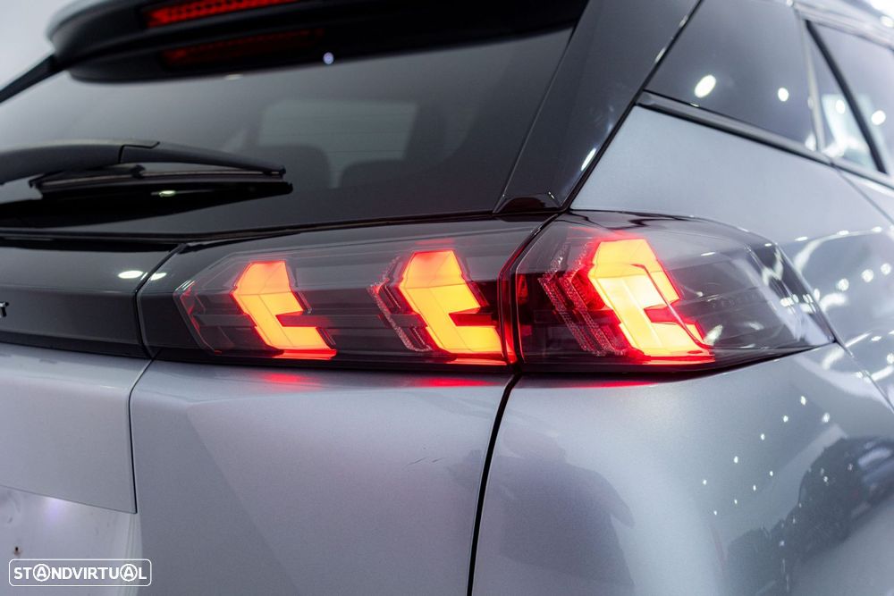 Peugeot e-2008 50 kWh Allure - 9
